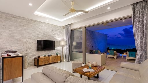 Villa Shades of Blue Living room