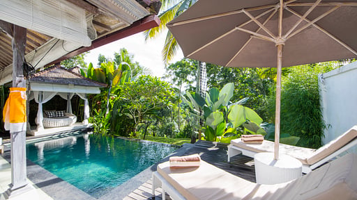 Shamballa Moon Swimming pool