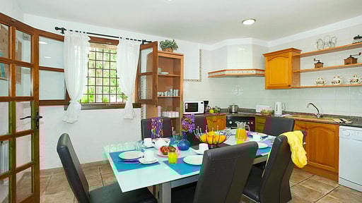 Villa Shamrock Kitchen