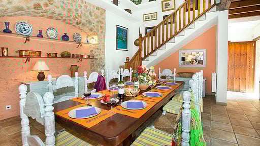 Villa Shamrock Dining area