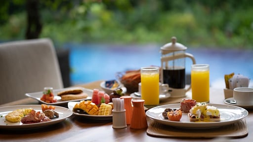 Villa Shinta Dewi Dining area