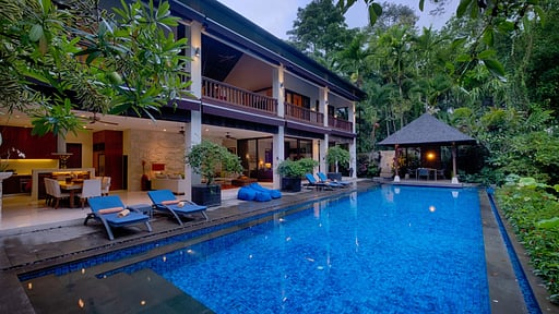 Villa Shinta Dewi Swimming pool