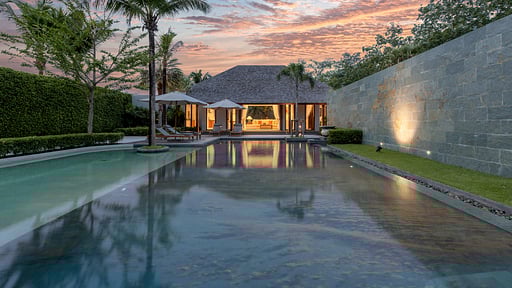 Villa Shyine Swimming pool