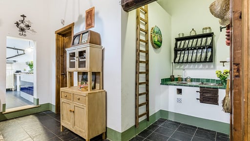 Villa Sicilian Kitchen