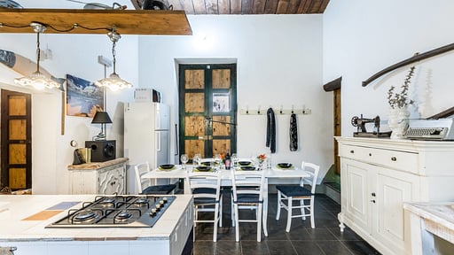 Villa Sicilian Kitchen