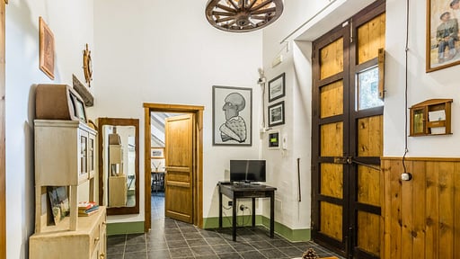 Villa Sicilian Media room