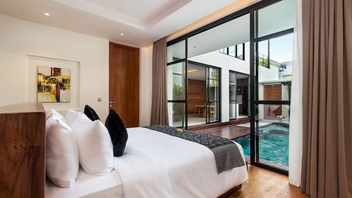 Villa Sienna Haven Bedroom 1