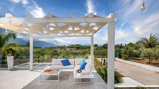 Villa Sikelia Terrasse/Veranda