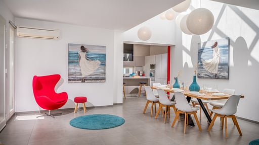 Villa Sikelia Essecke 1