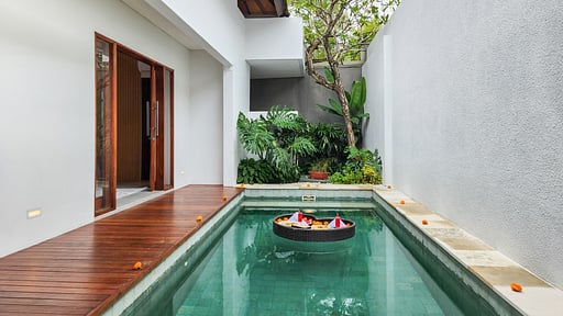 Villa Silk Swimming pool