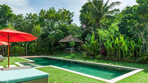 Silversand Villa Swimming pool 3