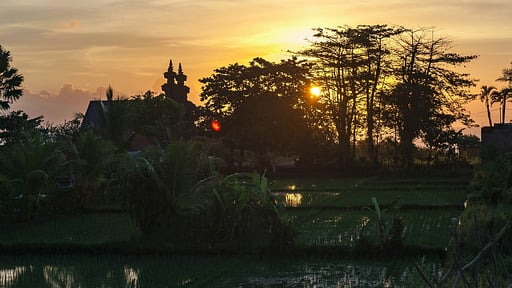 Silversand Villa Surroundings