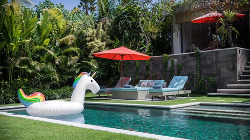 Silversand Villa Swimming pool 3