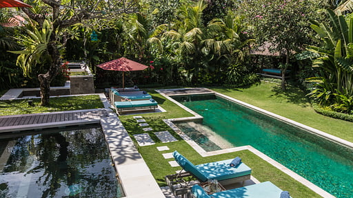 Silversand Villa Swimming pool 3