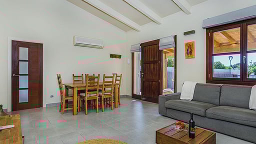 Villa Singala Dining area