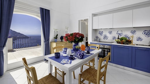 Villa Sirinyo Salle à manger