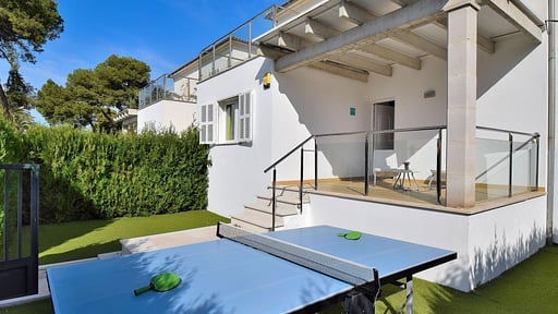 107 Villa Siulador Table tennis