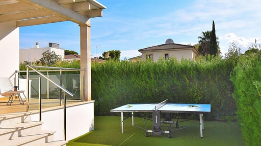 107 Villa Siulador Table tennis