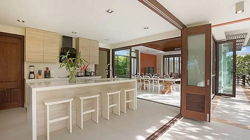 Six Hills Villa Kitchen