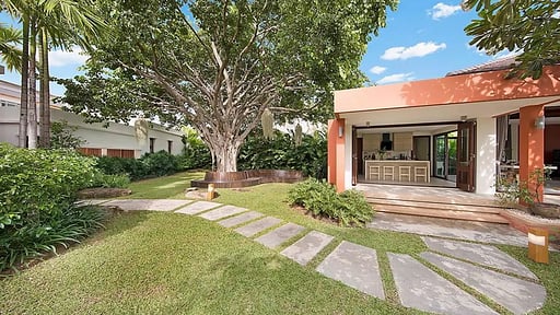 Six Hills Villa Garden