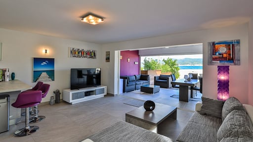Villa Ski Beach Wohnbereich