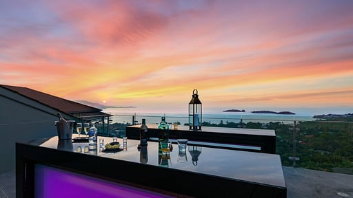 Villa Skyfall Outdoor bar