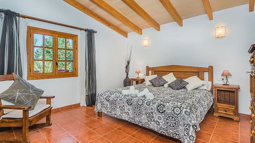 Villa Slate Bedroom 1