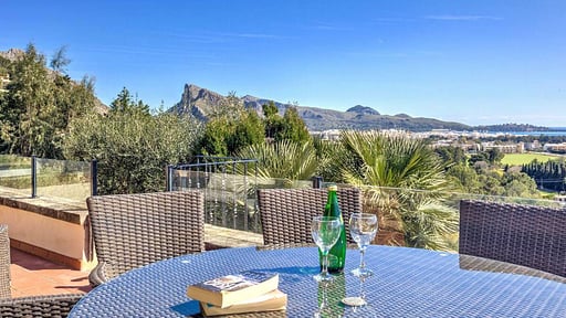 Villa Sol Naixent Terrace/Veranda