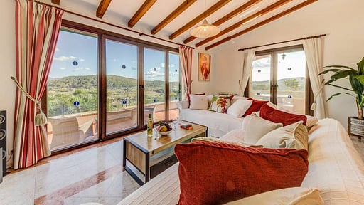 Villa Sol Naixent Living room