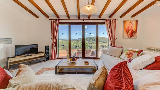 Villa Sol Naixent Living room