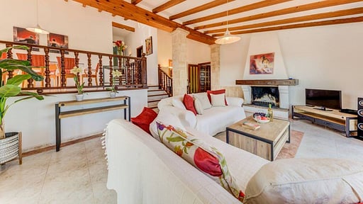 Villa Sol Naixent Living room