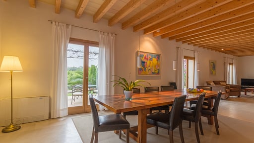 Villa Sol Pura Uno Essecke