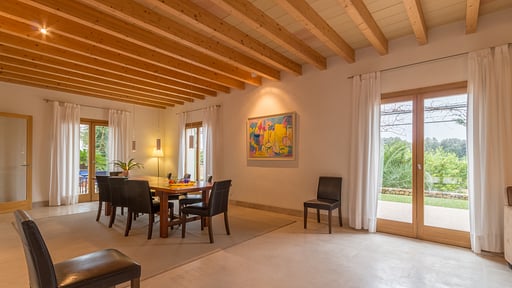 Villa Sol Pura Uno Essecke