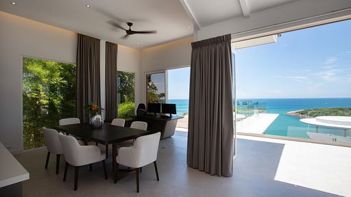 Villa Solana Dining area