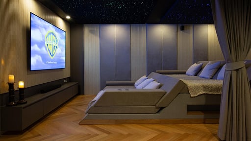 Villa Solana Media room