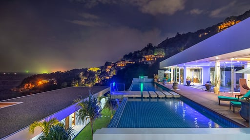 Villa Solaris Swimming pool 1