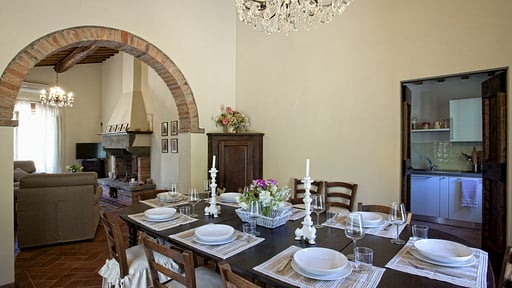 Villa Sole Dining area