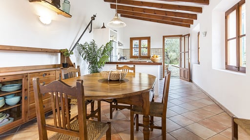 Villa S'Olivaret Dining area