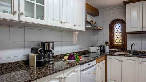 Villa Soliventia Kitchen