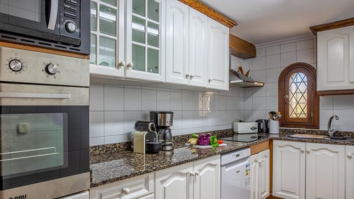 Villa Soliventia Kitchen