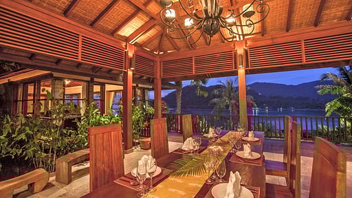 Villa Solymar Dining area