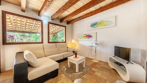 Villa Son Del Rio Baix Wohnbereich