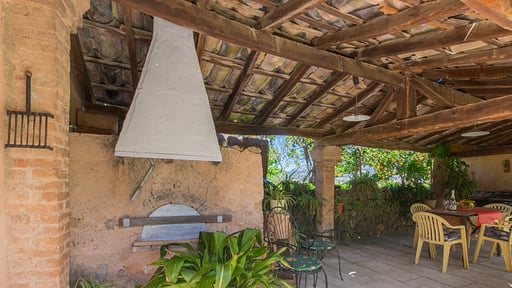 Villa Son Frontera BBQ equipment