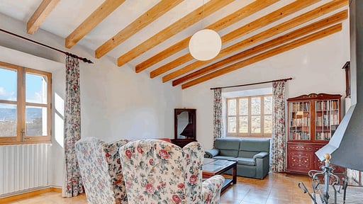 Villa Son Guinyol Living room