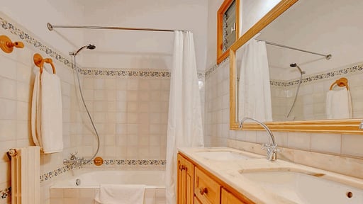 Villa Son Guinyol Bedroom 1