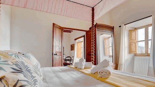 Villa Son Guinyol Bedroom 3