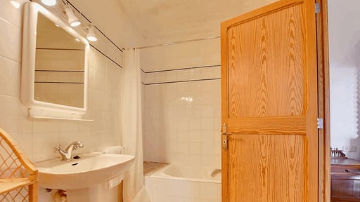 Villa Son Guinyol Bedroom 3