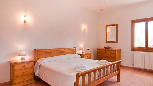 Villa Son Mas Bedroom 1