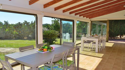 Villa Son Morey Tarongers Dining area
