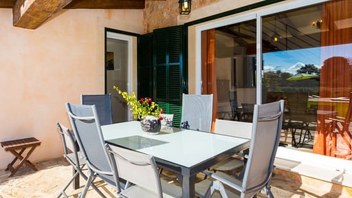 Villa Son Pere Dining area